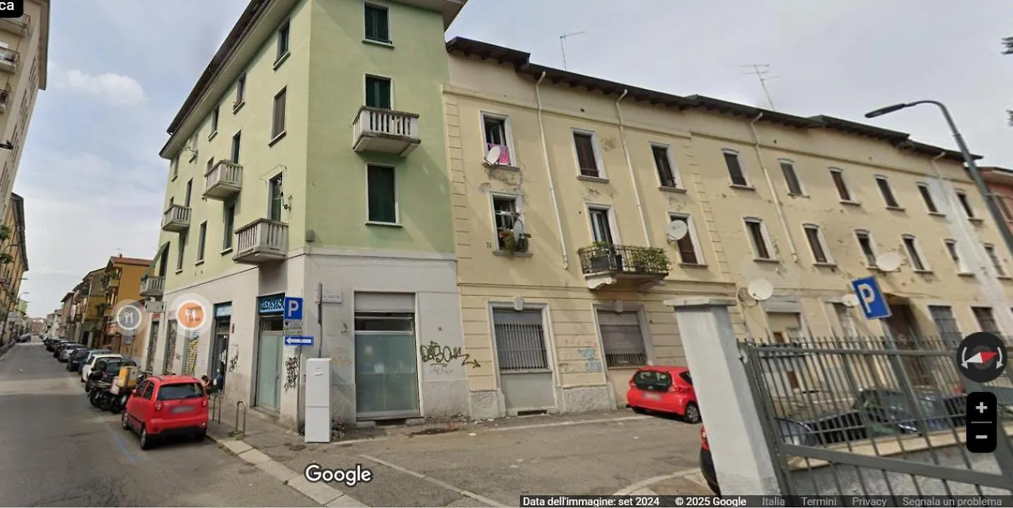 Cozy Flat In Milan Near Metro Apartment